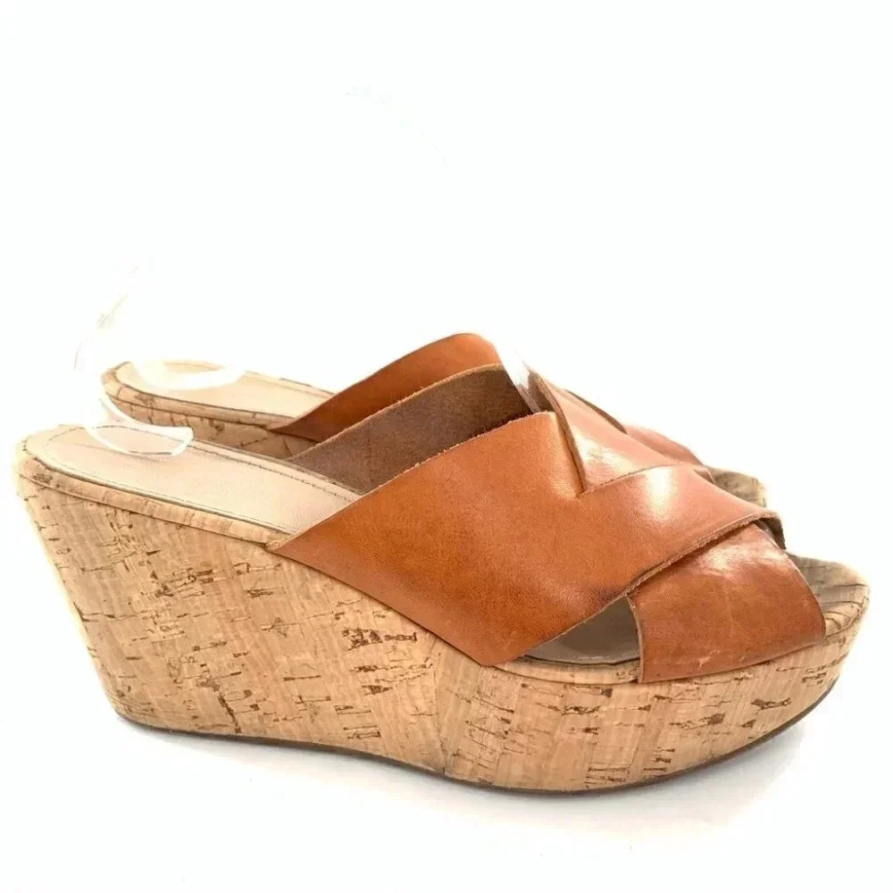Made in Italy womens sandals size 9 tan leather cork chunky platforms